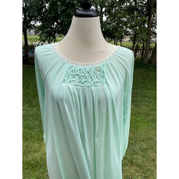 Vintage Sears Mint Green Nylon Nightgown With Lace Detail & Smocked Bodice Women - Picture 2 of 9